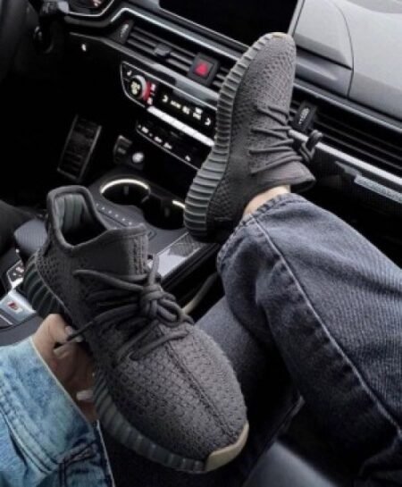 Adidas Yeezy Boost 350 V2 Black