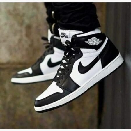Air Jordan Retro 1 OG High Black White