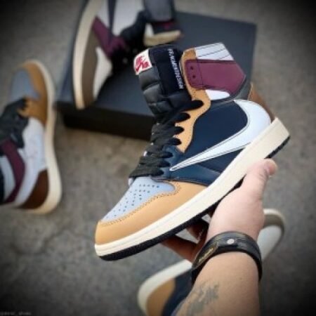 Air Jordan Retro 1 Travis Scott Cactus Jack
