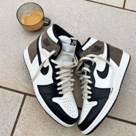Jordan Retro 1 Dark Mocha