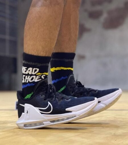 Lebron Witness VI EP Black Navy