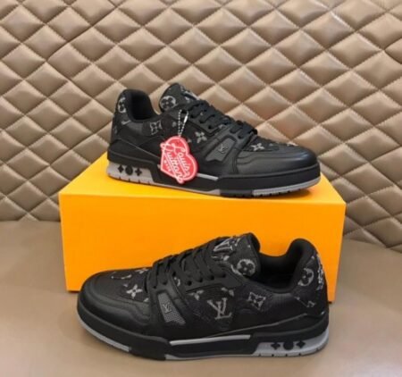 Louis Vuitton Trainer Sneakers Black Premium