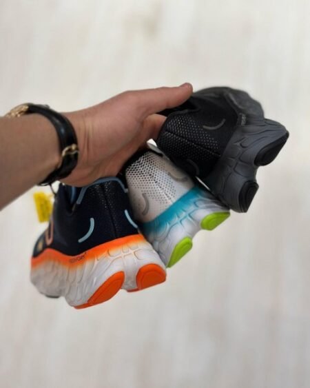 New Balance fresh foam x More v4 Blue Orange