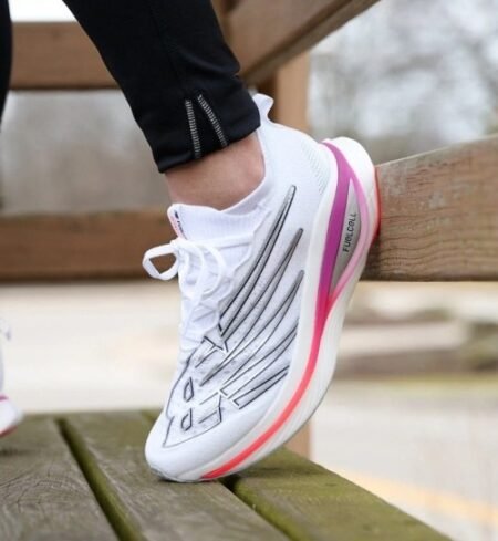 New Balance FuelCell SC Elite V3 Running Shoes