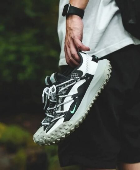 Nike ACG Mountain Fly Low Se Shoes White