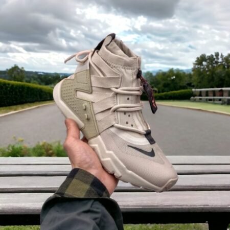 Nike Air Huarache Gripp Desert Sand