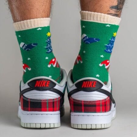 Nike Dunk Low Tartan Plaid