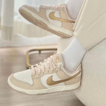 Nike Dunk Low wmns Gold Womens Swoosh