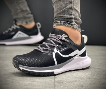 Nike React Pegasus Trail 4