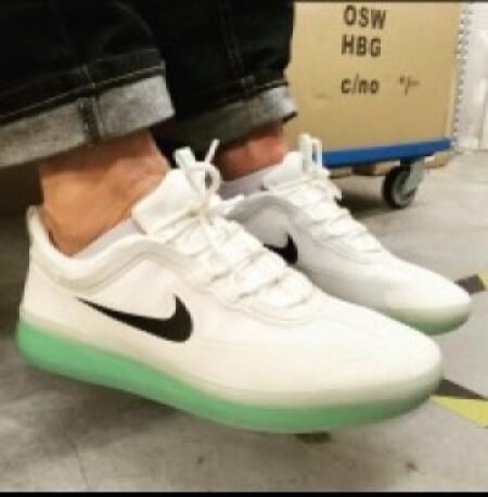 Nike SB Dunk Nyjah 2 Green Glow