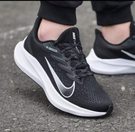 Nike Zoom Win Flow 7 Running Shoes for Men