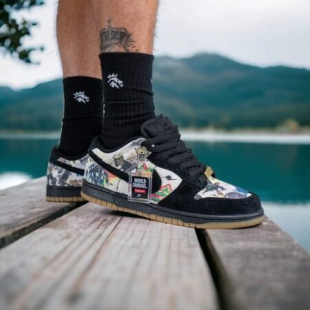 Supreme X Nike SB Dunk Low Rammellzee 2023