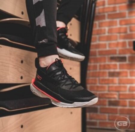 Under Armour Curry 7 Focus Beta Red