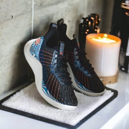 Under Armour curry Flow 10 More Magic